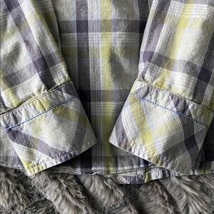 Organic Cotton Snap Down Shirt :)